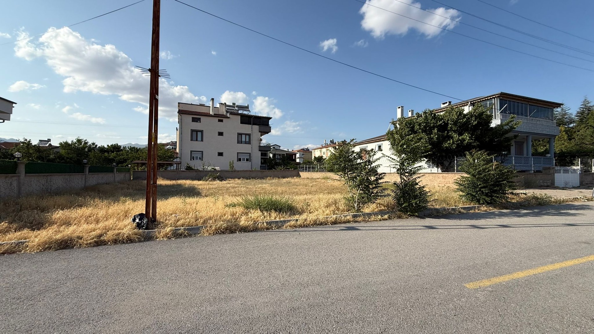 KAYSERİ DEVELİ BAHÇELİEVLER MAHALLESİNDE SATILIK ARSA